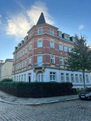 Geräumige 2 Zimmer Wohnung in ruhiger Lage von Cotta