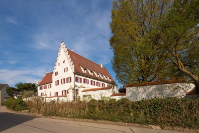 Tolles 1 Zimmer Appartement in Senioren WG im Rosenschloss zu vermieten