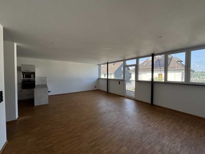Geräumige, moderne 3-Zimmer Wohnung mit schönem Balkon- inkl. EBK- Siegen-Giersberg