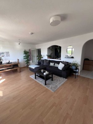 Tauschwohnung. Helle 2 Zimmer Wohnung im Herzen Olchings