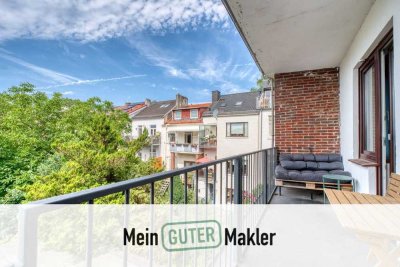 Gepflegte 2-Zimmer-Wohnung mit Süd-Loggia, EBK & Dielenboden in zentraler Neustadt