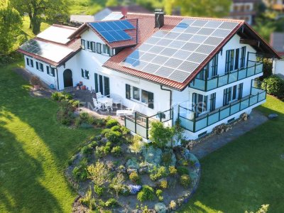 Modernisiertes und hochwertig ausgestattetes Zweifamilienhaus in Ortsrandlage mit unverbaubarem B...