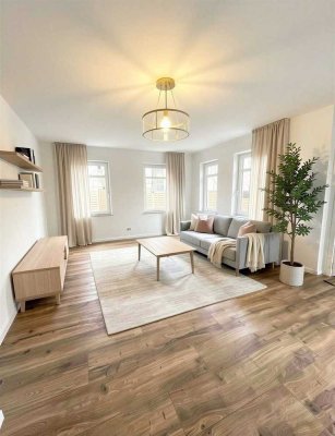 Neu! Stilvolle & renovierte 1,5-Raum-Wohnung im Hinterhaus mit moderner Einbauküche