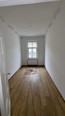 schöne 4 Raumwohnung in Frankfurt mit Balkon