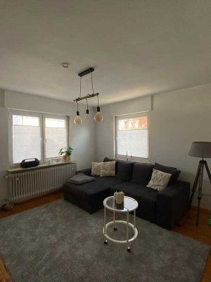 Helle freundliche 2 ZKB Wohnung in Römerberg