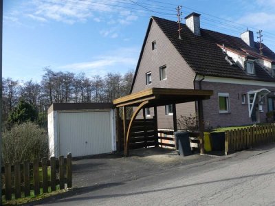 Attraktive DHH (ca. 135 m²) auf schönem, unverbaubarem Grundstück in Kreuztal-Ferndorf