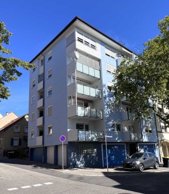 PF-West: Bezugsfreie 3-Zimmerwohnung mit Balkon in guter zentraler Lage