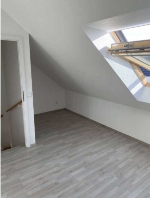 Geräumiges 4-Zimmer Haus in Giesenkirchen-Mitte, Mönchengladbach
