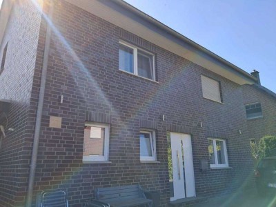 Großzügiges Einfamilienhaus mit Einliegerwohnung (Baujahr 2007) in Rheine-Dutum