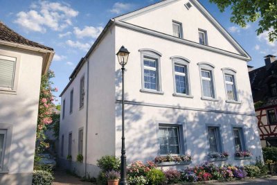 Attraktives Mehrfamilienhaus in Toplage am Schlosspark Wiesbaden-Biebrich 6 WE ca 382 qm Wohnfläche