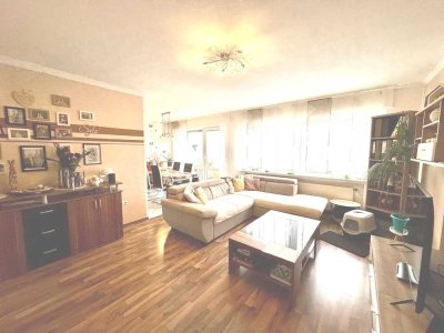 Schöne, vermietete Dachgeschosswohnung in Erkelenz - 81 m² - Balkon