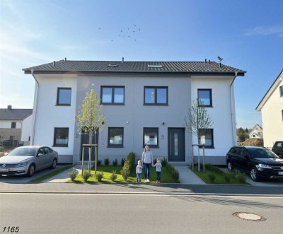 Doppelhaushälfte mit Garten, PV-Anlage & Wallbox – 162 m² Wohnkomfort