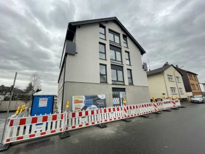 Neubau: Helle 4-Zimmerwohnung im Stadtteil Hausen