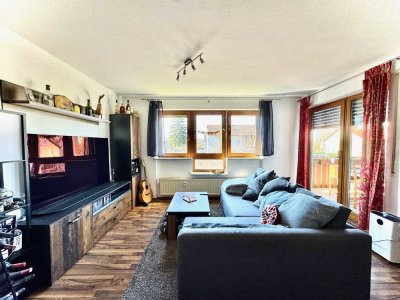 Exklusive 1,5-Zimmer-Wohnung mit Balkon und EBK + 4,5% Mietrendite