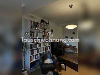 Tauschwohnung: 2-Zimmer DG-Wohnung mit Badewanne und Balkon