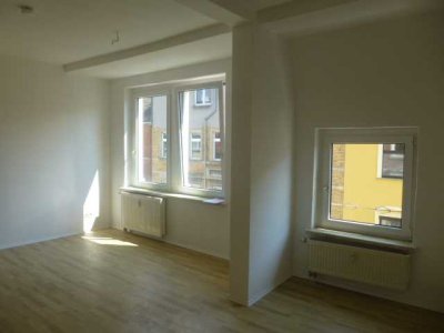 4 Zimmer + Küche + Bad in 06449 Aschersleben