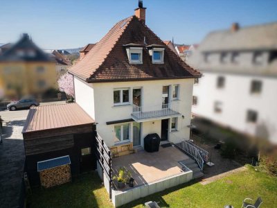 Charmantes Mehrfamilienhaus im Dichterviertel