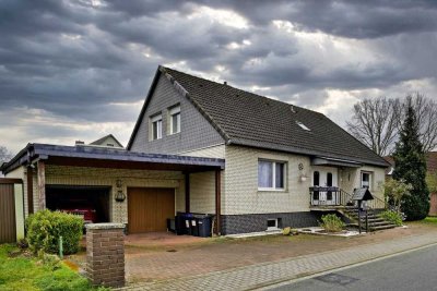 Provisionsfrei: Einfamilienhaus mit viel Platz für die Familie und Schwimmbad plus Solaranlage
