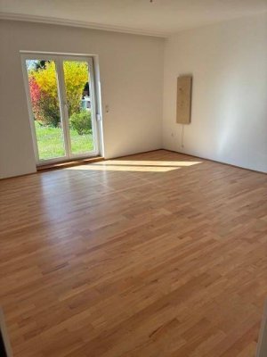 Barrierefreie 3-Zimmer Erdgeschosswohnung mit Garten und Terrasse
