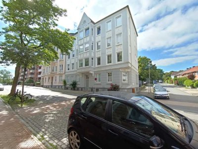 Ansprechende 2-Zimmer-Altbauwohnung auf dem Friesischen Berg mit attraktiver Rendite