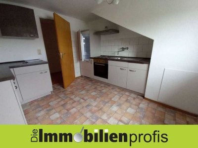 H-43017 - Geräumige Dachgeschosswohnung, 3-Zimmer, Einbauküche