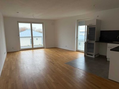 Phantastische 4-Zimmer-Wohnung mit EBK!