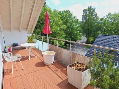 Sonnige 2 Raum DG-Wohnung mit großem Balkon