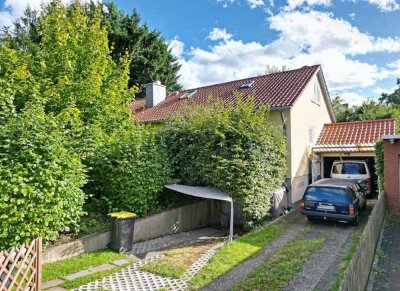 Originelles Einfamilienhaus mit romantischem Garten in Kassel-Eichwald
