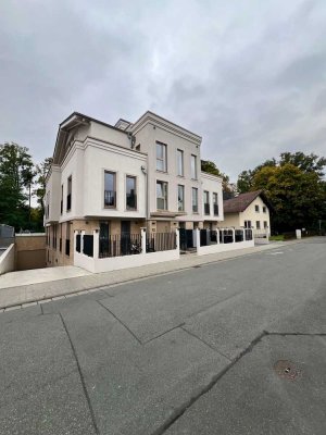 Luxuriöse 4-Zimmer Maisonette Wohnung mit toller Terrasse und großem Garten! WHG 2