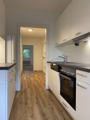2 ZIMMERWOHNUNG IN HERRLICHER GRÜNLAGE AM SALZACHSEE