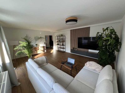 Stilvoll modernisierte 3-Zimmer-Wohnung mit Südwest-Balkon mit EBK in Bochum-Wiemelhausen