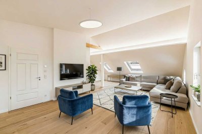 Stilvolle Dachgeschosswohnung mit Loggia und zwei Tageslichtbädern