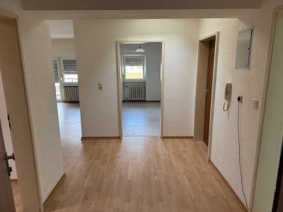 Schöne helle 3-Zimmer Wohnung mit zwei Balkonen in Pirmasens zu vermieten