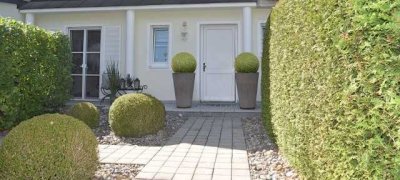 Exklusive, neuwertige 4-Zimmer-Wohnung  mit Terasse und Einbauküche in Top Lage!