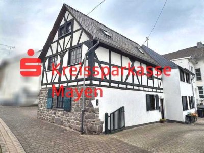 Zwei familienfreundliche Häuser auf einem Grundstück