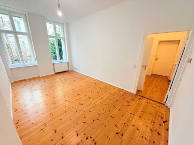 Schöne sanierte Terrassen-Whg im Bötzow Kiez! *Altbau*