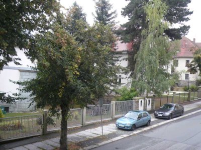 sonnige 2-Zimmer Wohnung mit Balkon und Einbauküche