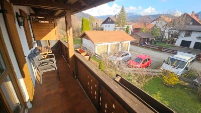 Charmante 2-Zimmer-Wohnung mit Bergblick – ab 01.08.2025 bezugsfrei