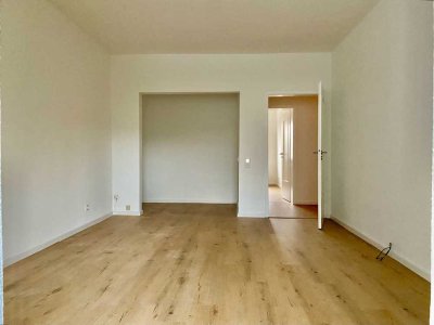 Stilvolle, modernisierte 2-Raum-Wohnung mit gehobener Innenausstattung in Ratingen