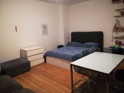 SHORT TERM 1 till 24 August 2025 - 36sqm ONE-ROOM FLAT IN BERGMANNKIEZ