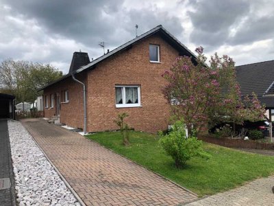 Nähe Altenkirchen, frisch renoviertes EFH mit Terrasse/Garten und Garage - direkt vom Eigentümer