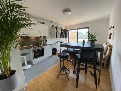 Modernes, unmöbeliertes Einzelappartement mit Balkon und EBK direkt am Mainzer Hbf