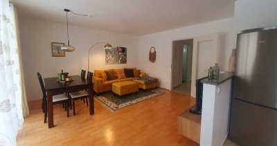 Möblierte 2-Zi.-Whg. mit Balkon mitten im Herzen von Haidhausen