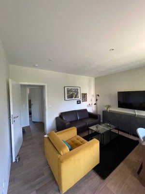 Möblierte Leerwohnung in Berlin-Zehlendorf MIT Einzelgarage