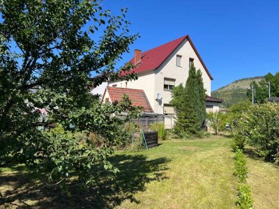 grüne Oase in der Stadt! gepflegtes Zweifamilienhaus in Jena-Burgau zu verkaufen.