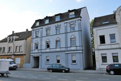 2,5 Zimmer Wohnung im DG zu vermieten