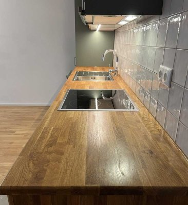 Erstbezug! Ruhige 4-Zimmer-Maisonette mit Sonnenbalkon (WG-tauglich)