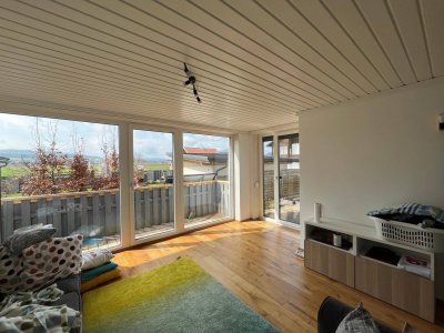 Helle 110m2 Erdgeschosswohnung mit Garten, nähe Attersee