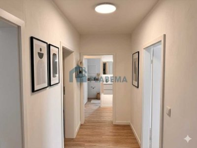Familienwohnung mit 4 Zimmern und Balkon