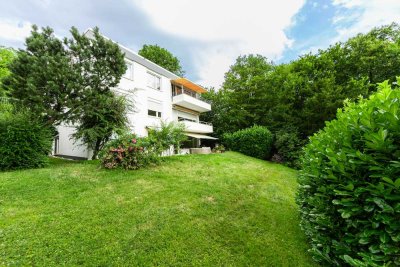 Sehr schöne Wohnung mit EBK: stillvolle 3,5-Zimmer Wohnung in Königstein im Taunus